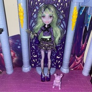 Monster High Twyla Boogeyman doll